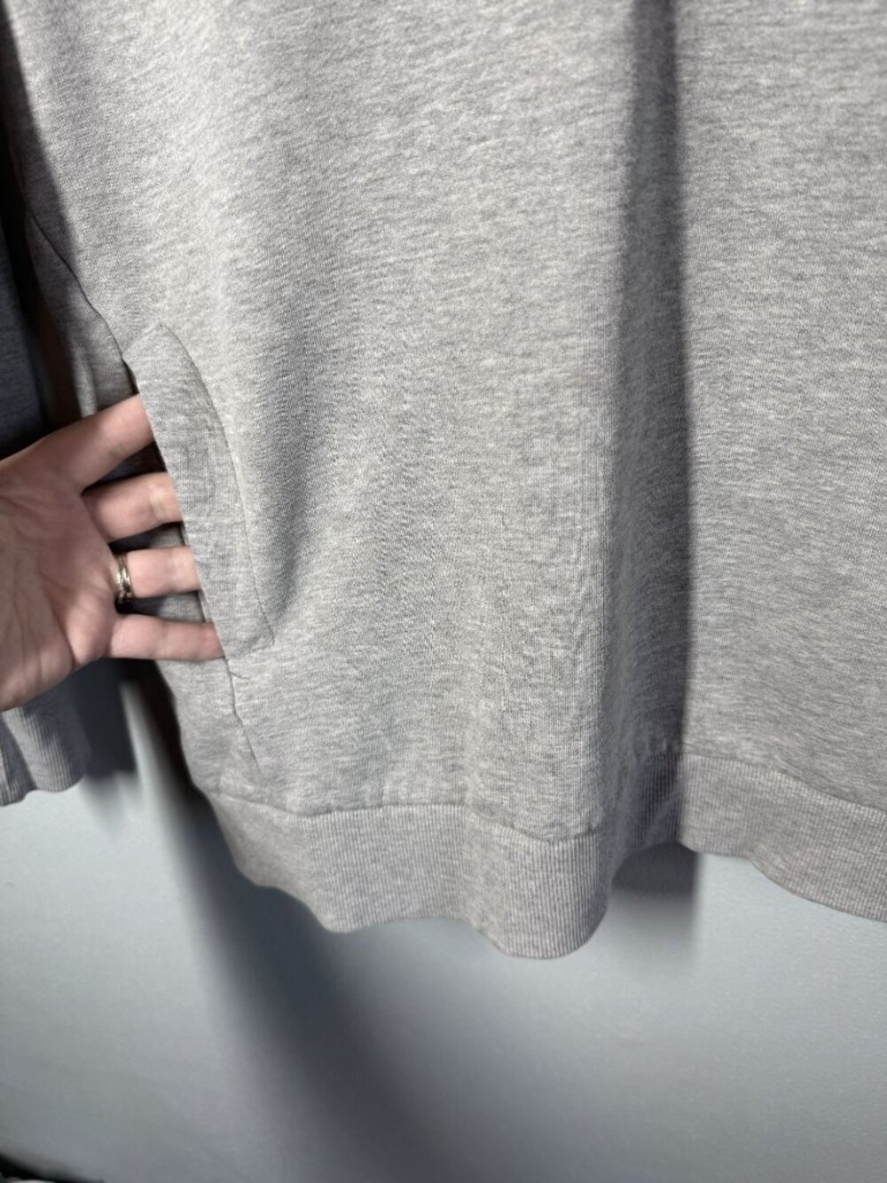 Zenana Womens Small Gray Sweatshirt Crewneck Pullover Cozy Pockets Lounge Casual - Picture 9 of 12